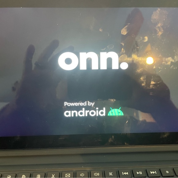 Onn tablet - Picture 2 of 10